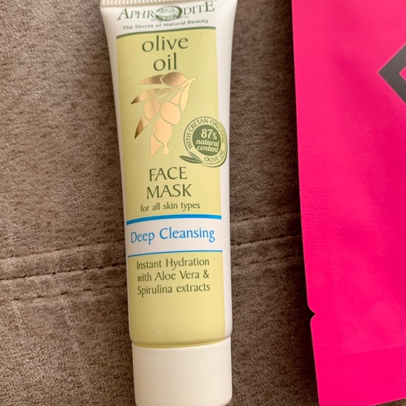 NWT 2 face masks : 1 sheet /1 cream - Picture 3 of 3